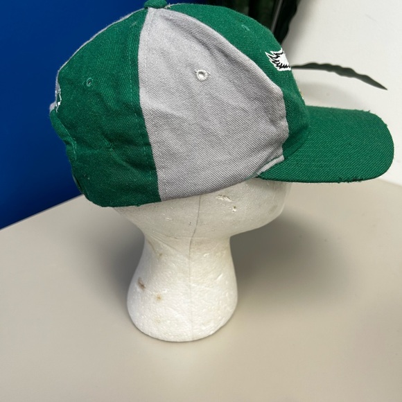 VTG Philadelphia Eagles Kelly Green NFL Starter Retro Logo Fitted Hat - Picture 2 of 4